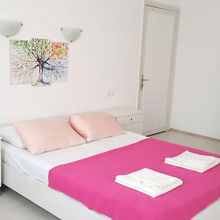 Ayvalik Pansiyon Buitenkant foto