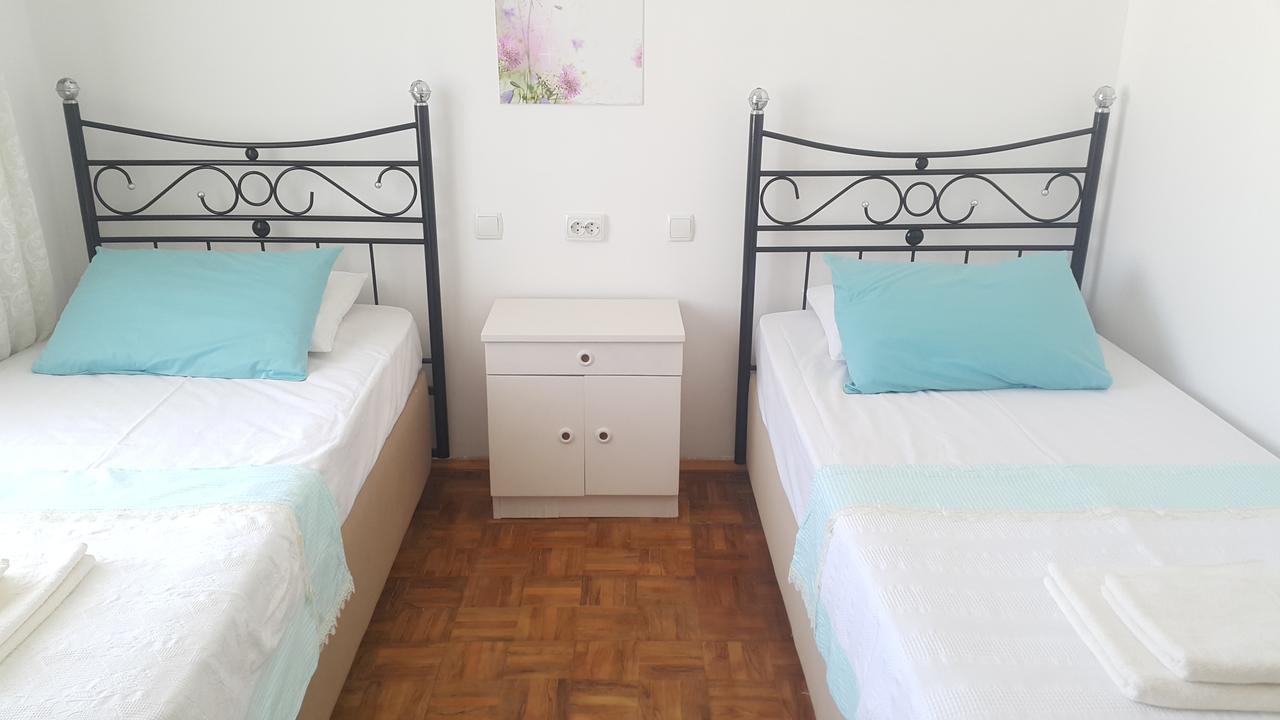 Ayvalik Pansiyon Buitenkant foto